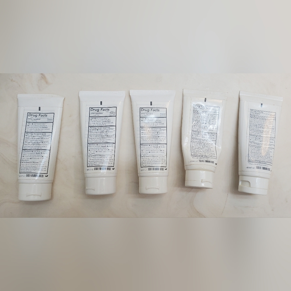 Young Living Sunscreen Bundle Of 5 - Picture 2 of 2